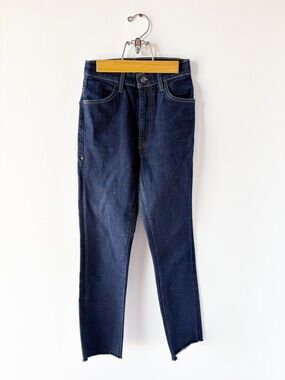 Imogene and Willie Elizabeth Jeans High Rise Slim Leg Dark Wash Premium Denim 24